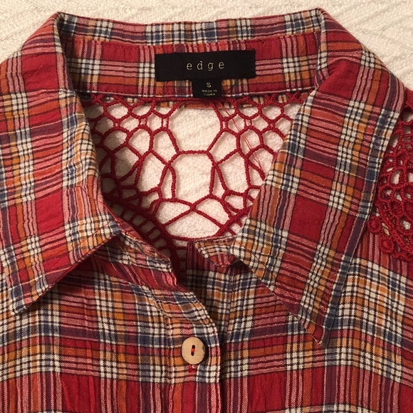 Edge brand Red Plaid Cropped Blouse - Picture 3 of 6